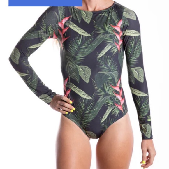 PEÑA life Womens one piece swim suit. Made in Brazil. New with tags! - Picture 2 of 13